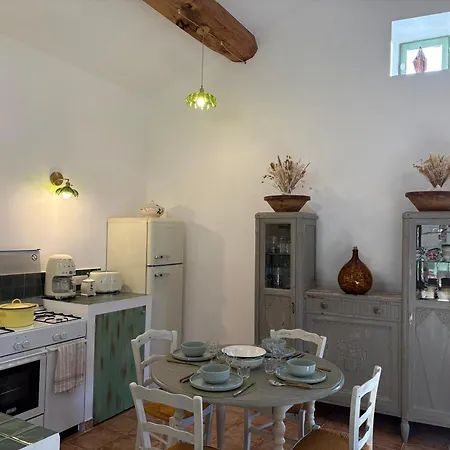Tradition Corse & Modernite I Caseddi Di Barabe Holiday home Granace
