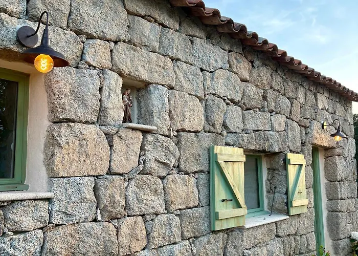 Tradition Corse & Modernite I Caseddi Di Barabe