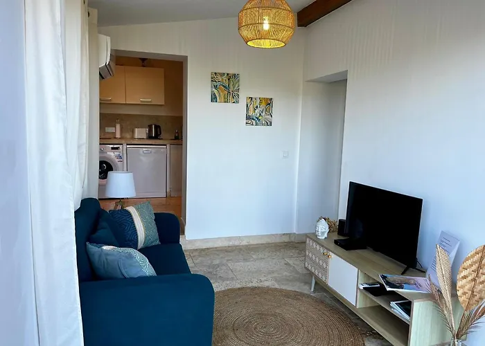 Tradition Corse & Modernite I Caseddi Di Barabe Granace